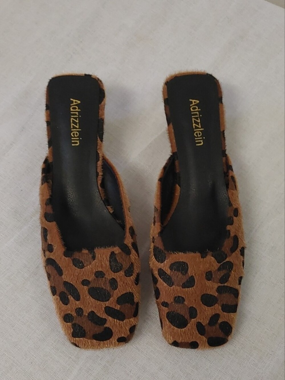 Leopard Print Slip-On Mules in Brown